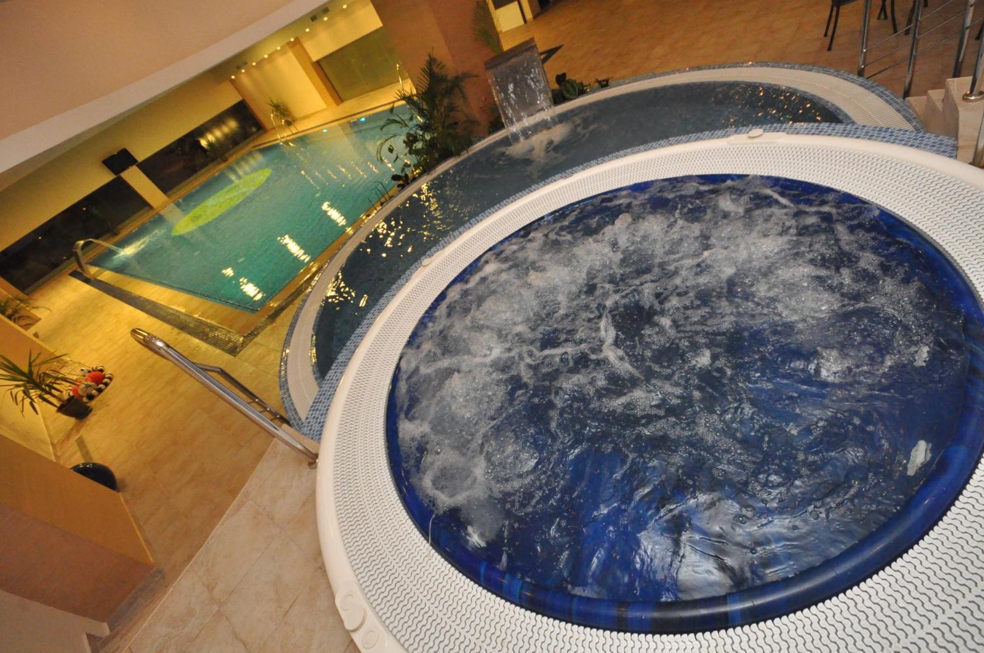 Hotel Emd บาเคา ภายนอก รูปภาพ