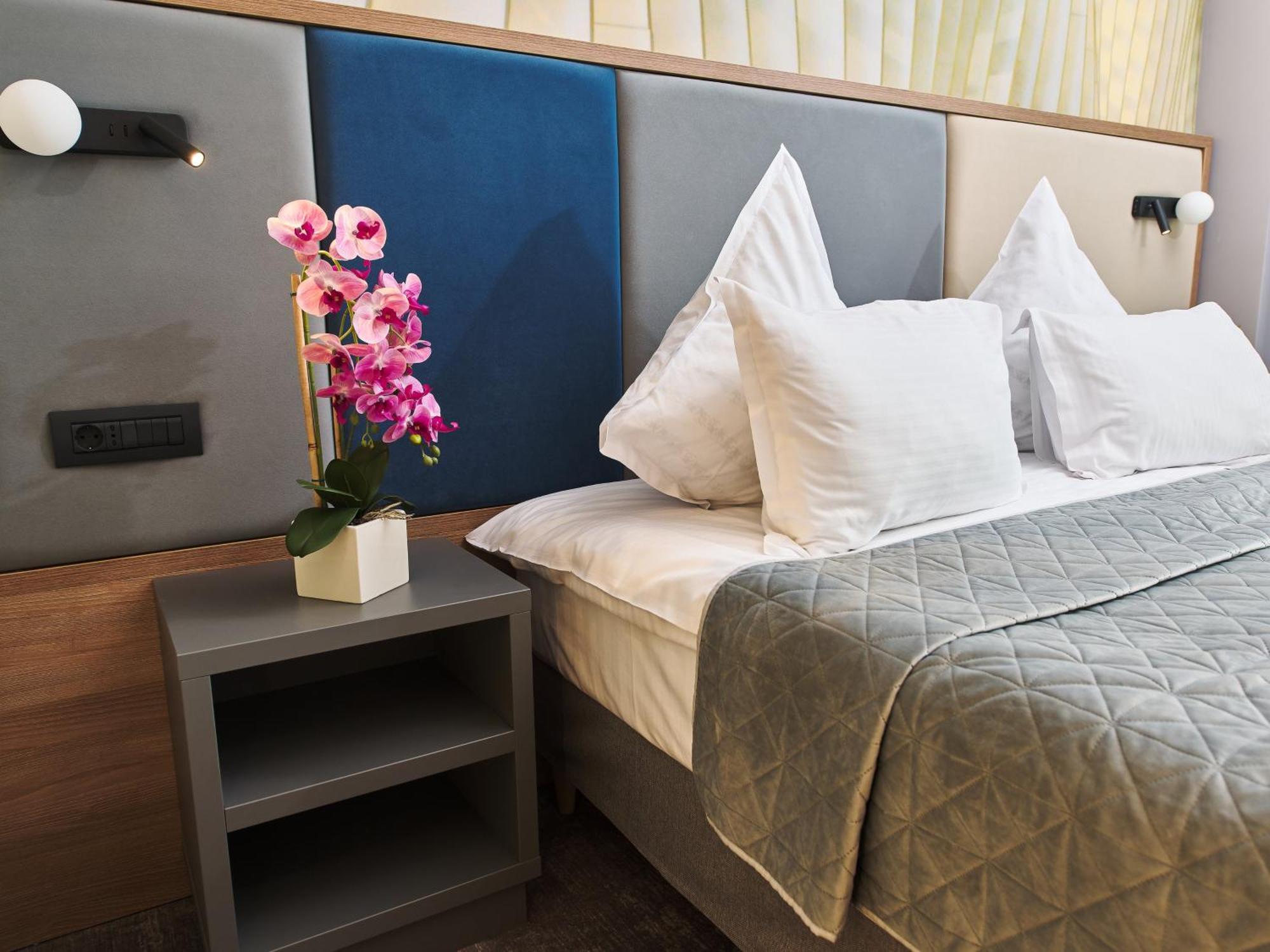 Hotel Emd บาเคา ภายนอก รูปภาพ